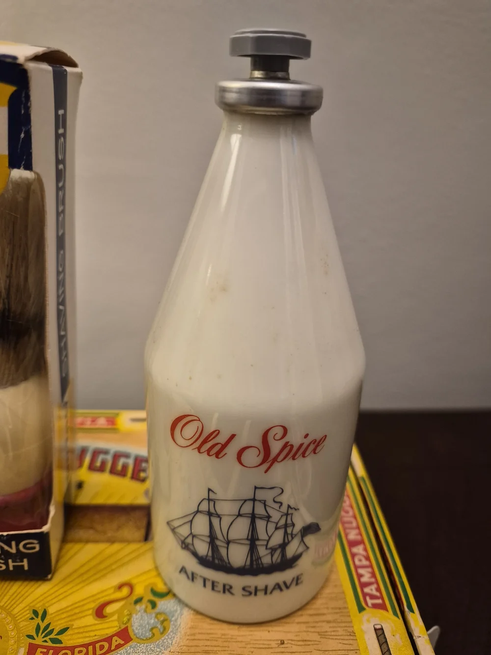 Old Spice White After Shave And Cologne With Ever-ready Brush And Straight Razor
